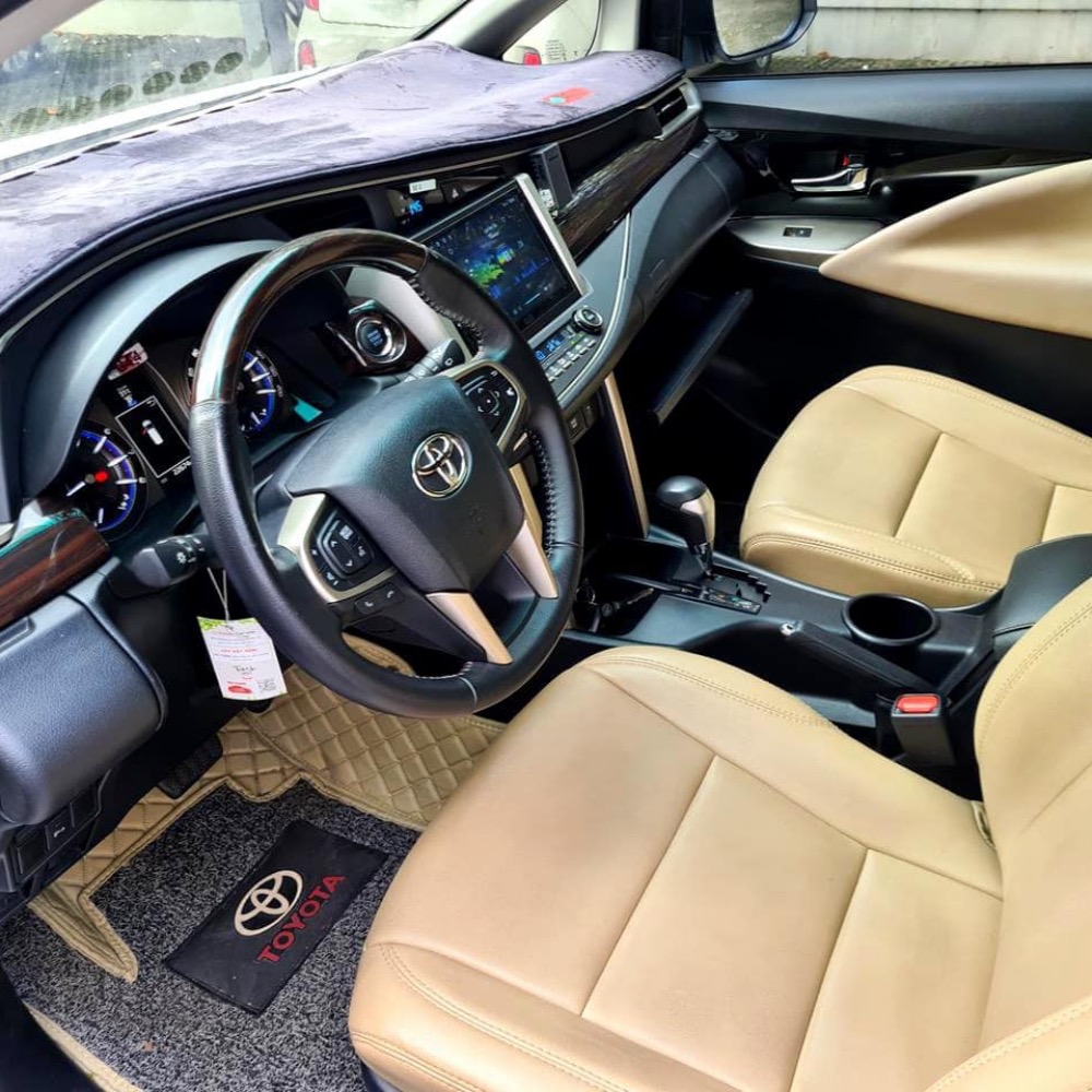 CAR RENTAL PHU QUOC - TOYOTA INNOVA 2020-2021