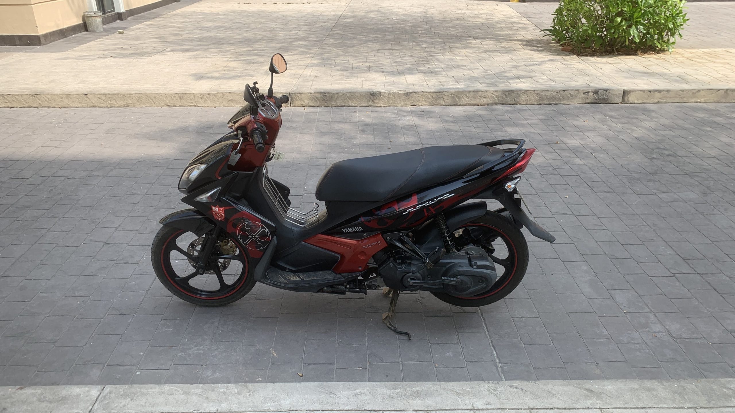 yamaha nouvo левая сторона