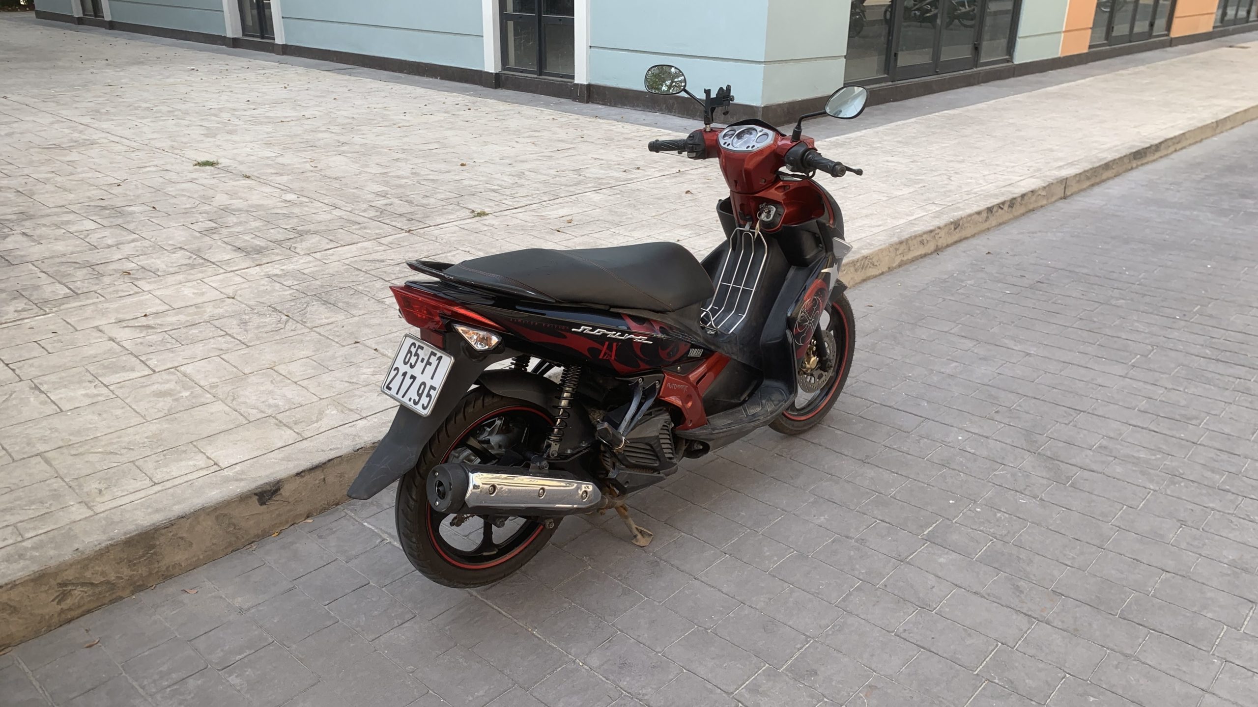 yamaha nouvo правая задняя сторона
