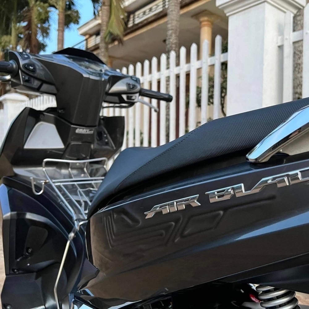 SCOOTER RENTAL PHU QUOC - HONDA AIR BLADE