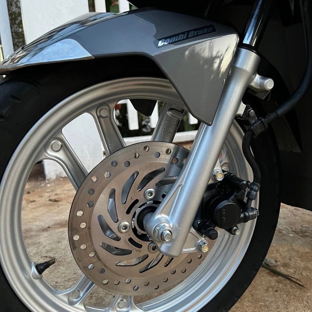 SCOOTER RENTAL PHU QUOC - HONDA AIR BLADE