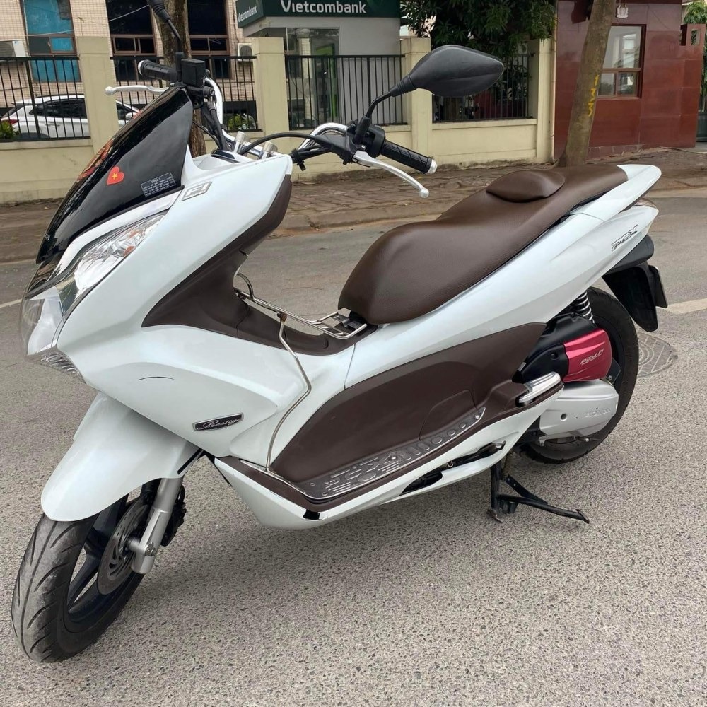 MOTORBIKE RENTAL PHU QUOC - HONDA PCX