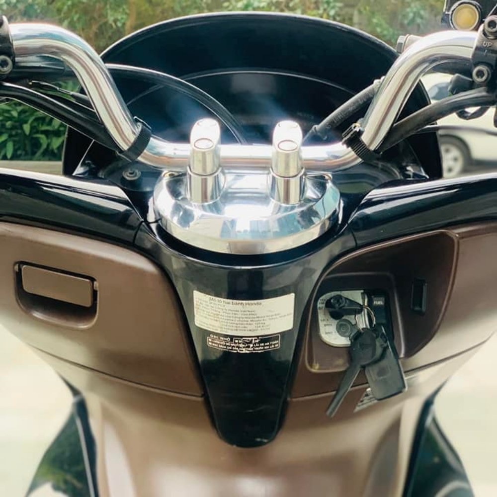 MOTORBIKE RENTAL PHU QUOC - HONDA PCX