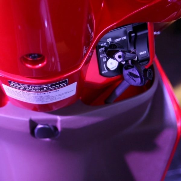 오토바이-대여-PHU-QUOC-HONDA-VISION