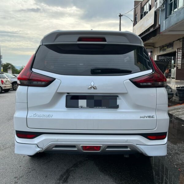 자동차 임대 PHU QUOC - MITSUBISHI XPANDER 2021-2022 04 Аренда автомобиля с водителем – MITSUBISHI XPANDER 2021 2022