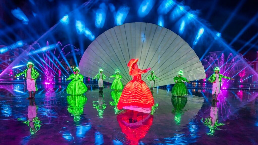 Charm of Venice Show Phu Quoc - Dancer in the show