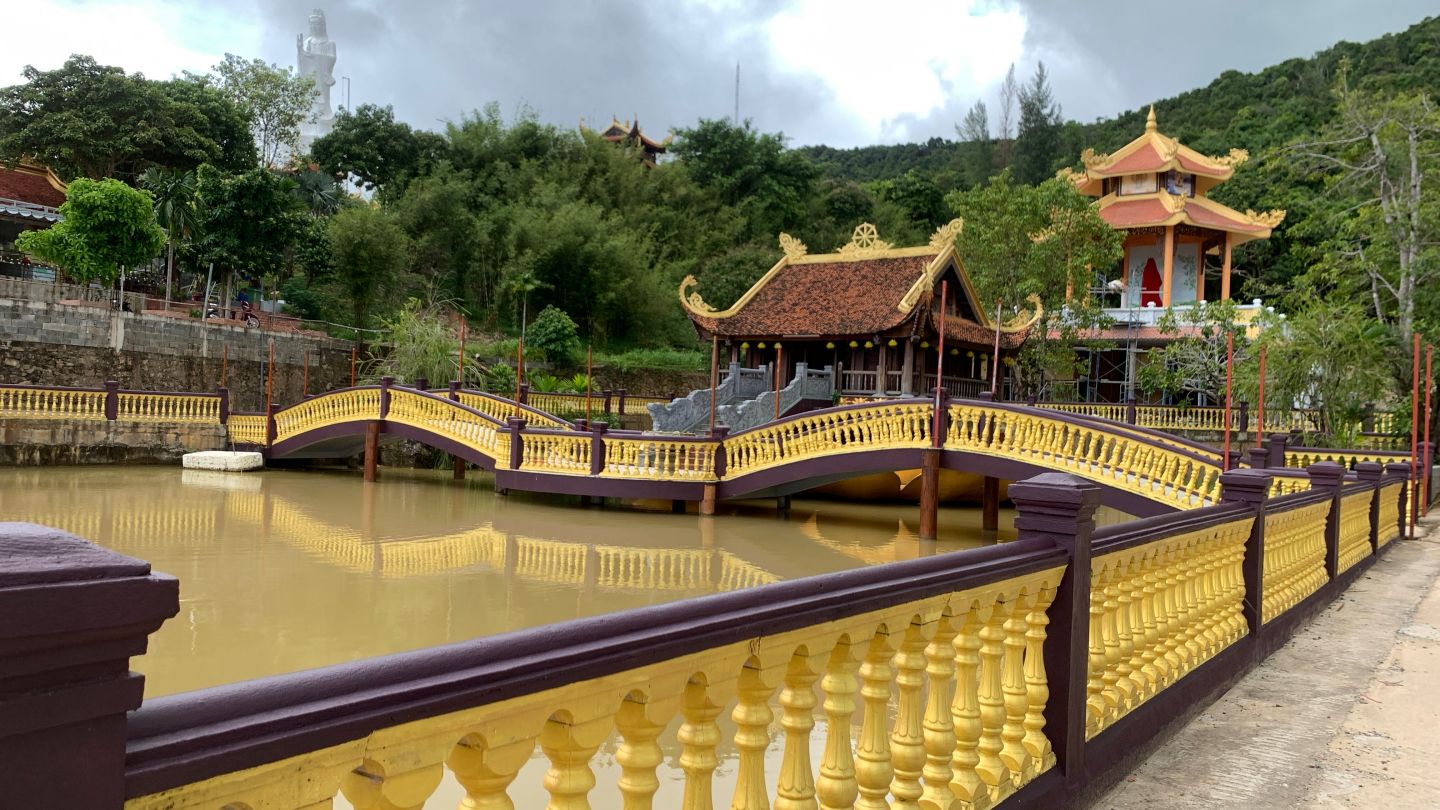 A bridge next to main square of Phu Quoc Pagoda