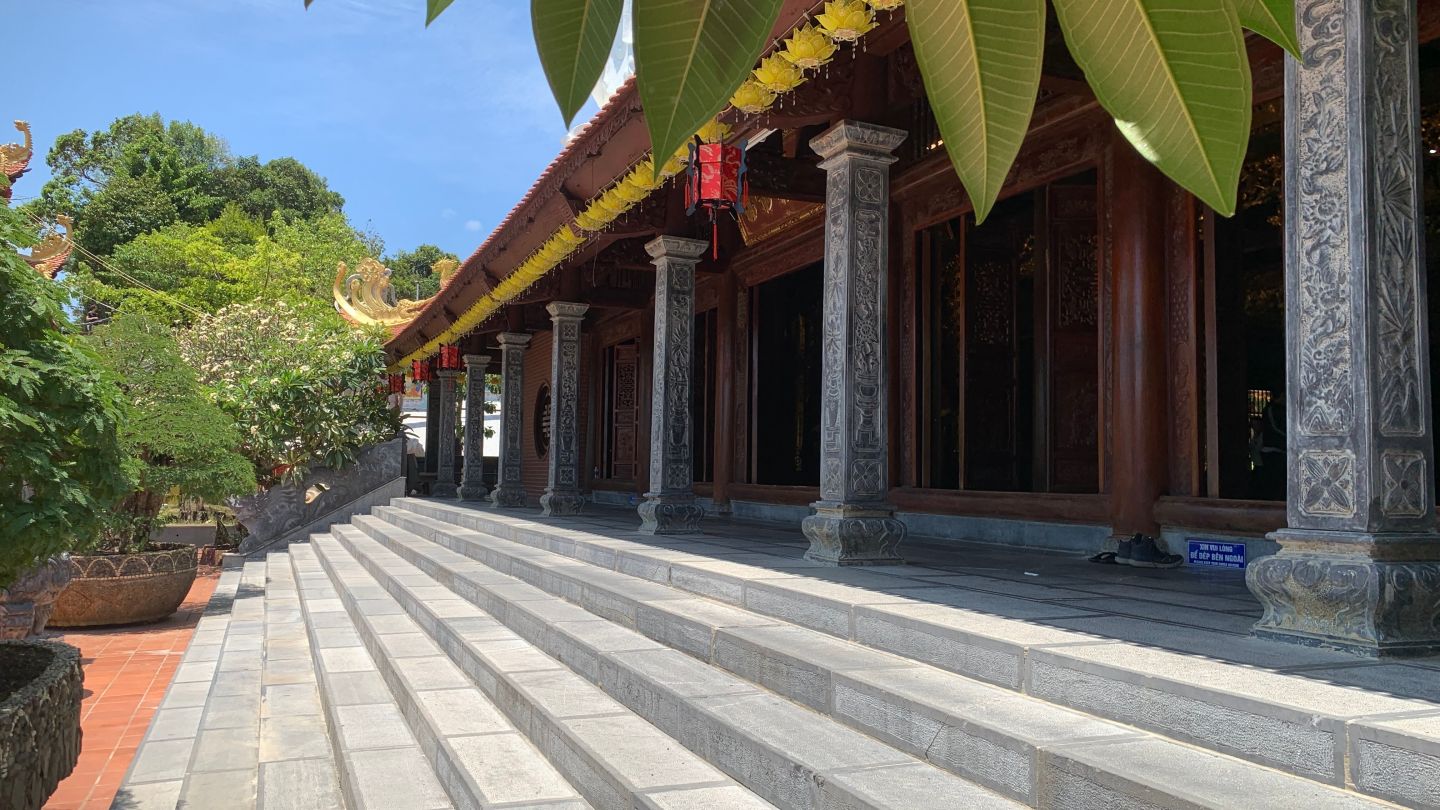 Stairs in front of the main house of Pagoda