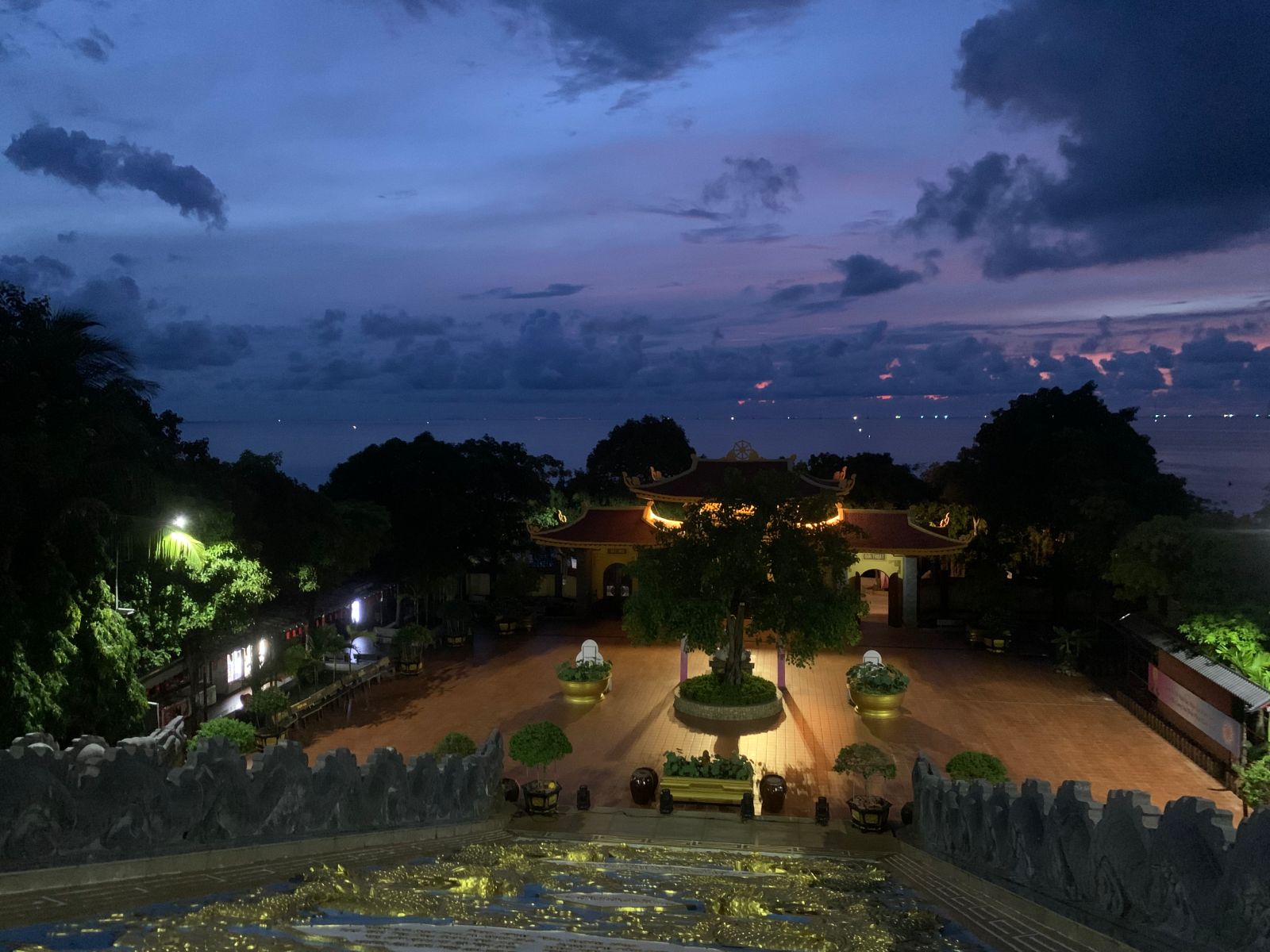 Top view sunrise from Phu Quoc Pagoda